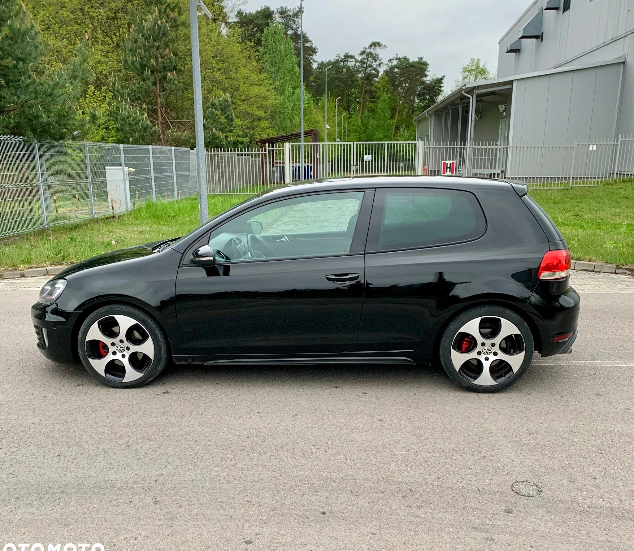 Volkswagen Golf cena 35400 przebieg: 165000, rok produkcji 2009 z Reszel małe 106